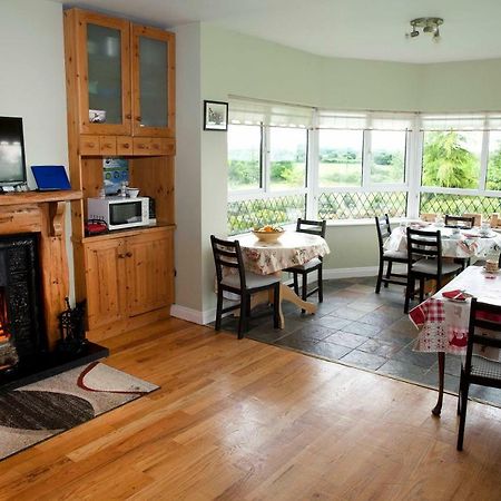 Inny Bay Bed And Breakfast Tang Екстер'єр фото
