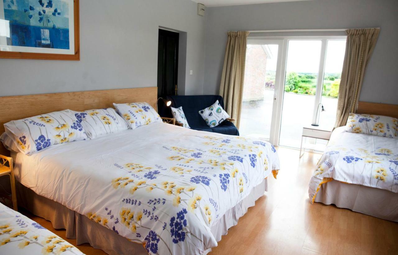 Inny Bay Bed And Breakfast Tang Екстер'єр фото